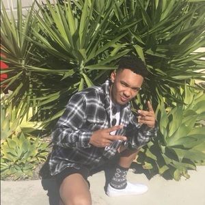 Meet your Posher, Cameron